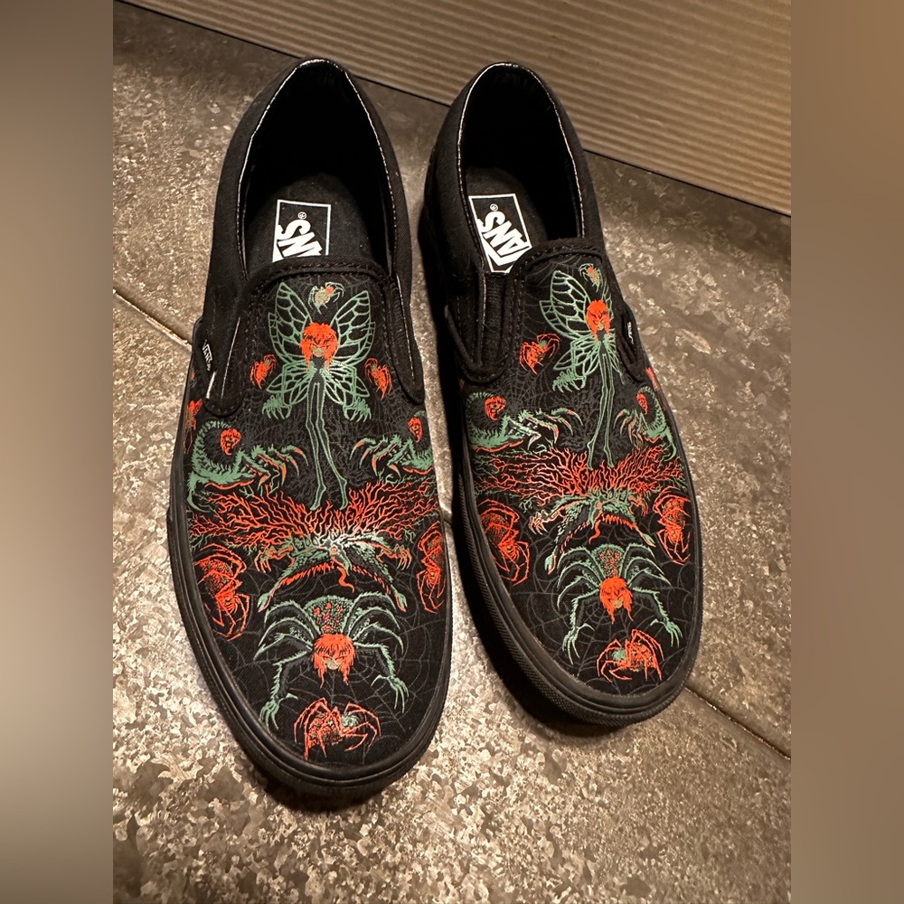 Vans Classic Slip-On Dark Evil Omens Glow In The Dark Black US 9 Men 10.5W RARE